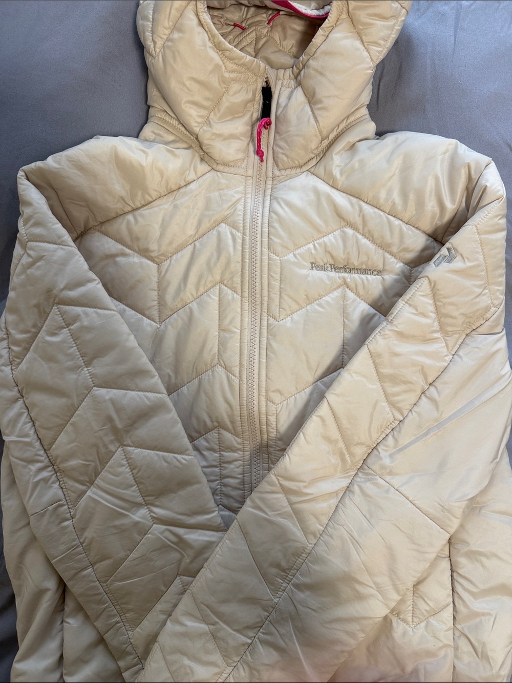 Peak Performance Light Beige Quilted Hooded Puffer Jacket